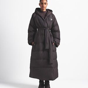 The North Face X SKIMS Nuptse Wrap Parka NWT Phoenix